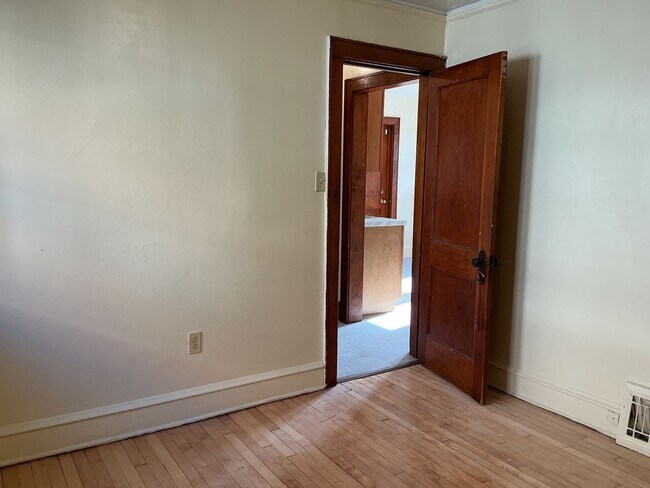 5342-5344-5344 N 35th St in Milwaukee, WI - Building Photo - Building Photo