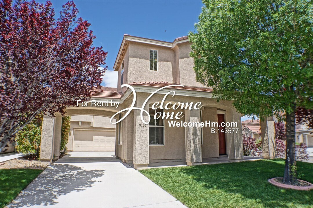 9105 Hummer Dr in Reno, NV - Building Photo
