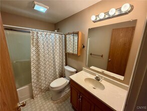 1336 Westcott St in Syracuse, NY - Building Photo - Building Photo