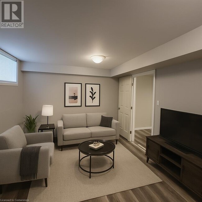 72 Ingleside Dr in Kitchener, ON - Building Photo - Building Photo