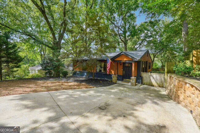 1931 Woodland Hills Ave NW in Atlanta, GA - Building Photo - Building Photo