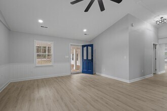 2730 Cultra Rd in Conway, SC - Building Photo - Building Photo