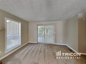 1112 Karastan Ct SW in Marietta, GA - Building Photo - Building Photo