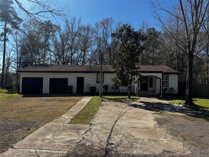 4302 Trent Rd in Huffman, TX - Building Photo - Building Photo