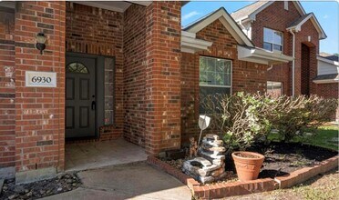 6930 Atasca Creek Dr in Humble, TX - Building Photo - Building Photo