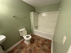 108 NE 9th St in Gainesville, FL - Building Photo - Building Photo