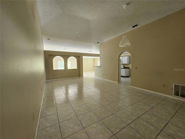 3243 Hunters Chase Loop in Kissimmee, FL - Building Photo - Building Photo