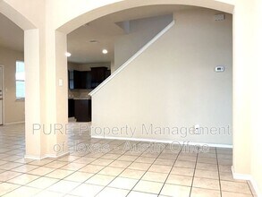 202 Yukon Cove in Hutto, TX - Building Photo - Building Photo