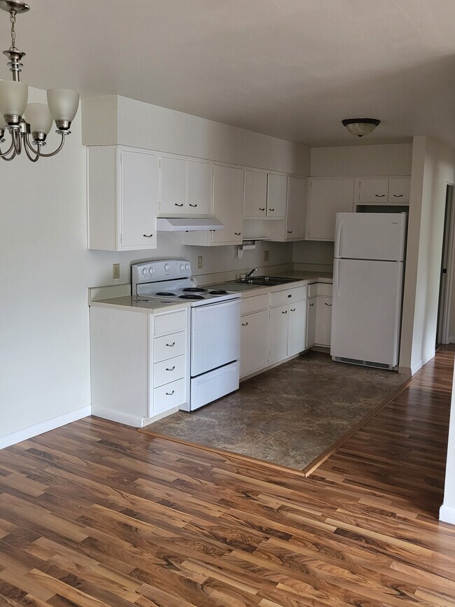 141 Bader St Rentals in Green Bay, WI