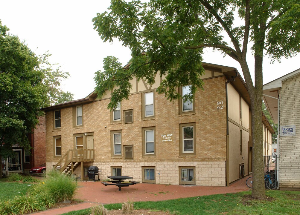 88-92 E Norwich Ave in Columbus, OH - Foto de edificio