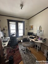 124 Brooks St in Boston, MA - Building Photo