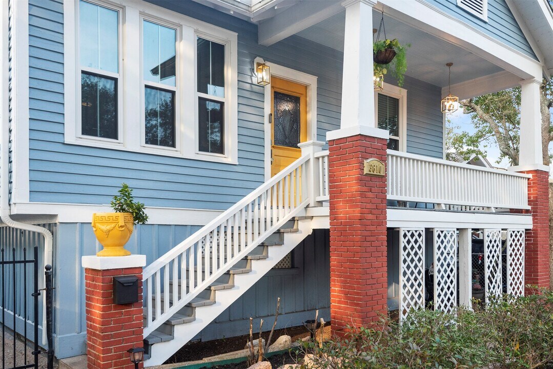 3610 Avenue P 1/2 in Galveston, TX - Building Photo