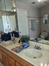 11326 Reseda Blvd in Porter Ranch, CA - Foto de edificio - Building Photo