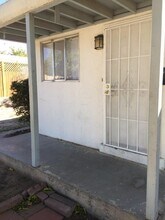 2324 E Idaho Ave in Las Cruces, NM - Building Photo - Building Photo