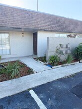 804 SW 73rd Ave in North Lauderdale, FL - Building Photo - Building Photo