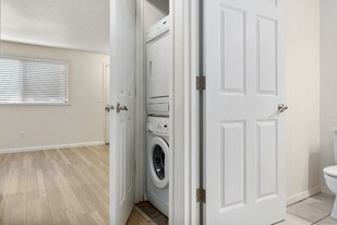 18209 96th Ave NE in Bothell, WA - Building Photo