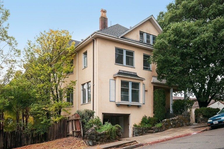 111 Laurel Pl in San Rafael, CA - Foto de edificio