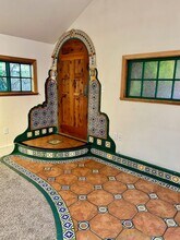 90 6th St in Ashland, OR - Building Photo - Building Photo