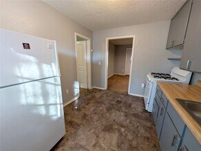 414 NW 97th St in Oklahoma City, OK - Building Photo - Building Photo