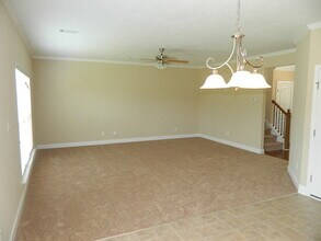 5574 Connor Dr in Evans, GA - Foto de edificio - Building Photo