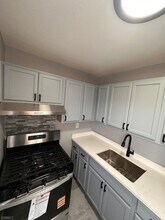 916 Stuyvesant Ave. in Irvington, NJ - Building Photo - Building Photo