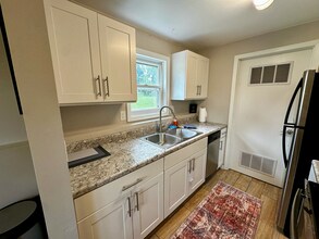 5801 Williamsburg Way, Unit 5803 in Fitchburg, WI - Building Photo - Building Photo