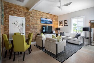 1418 2nd St in Key West, FL - Building Photo - Building Photo
