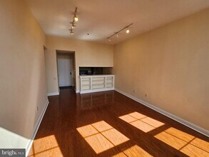 315 New St in Philadelphia, PA - Building Photo - Building Photo