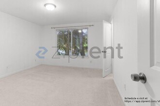 9917 Holly Dr in Everett, WA - Building Photo - Building Photo