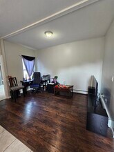 218 Hopkins Ave in Jersey City, NJ - Building Photo - Building Photo