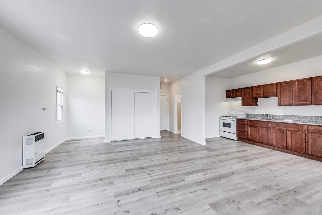 1454 36th Ave in Oakland, CA - Building Photo