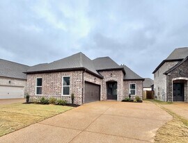 568 Rosalie Woods Dr in Cordova, TN - Building Photo