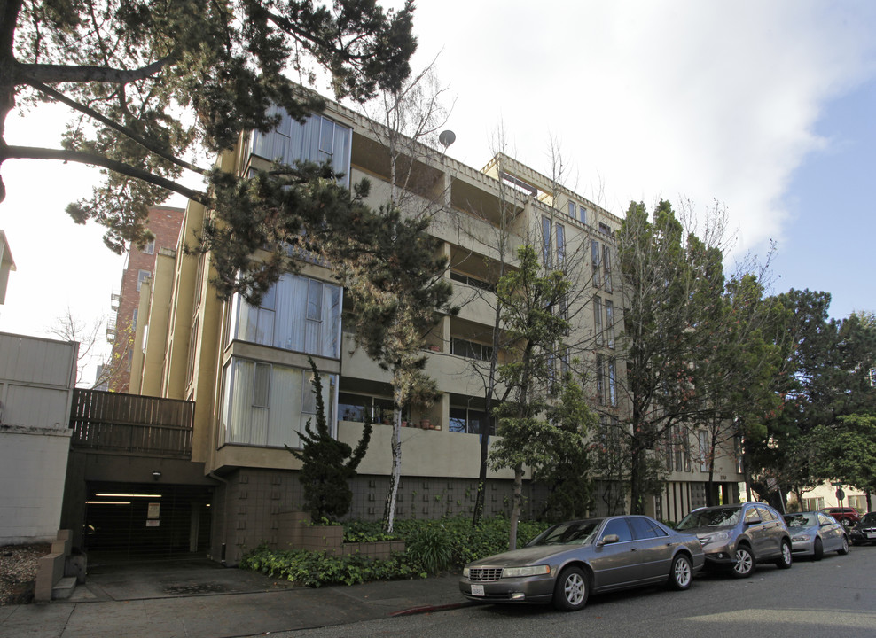 200 Montecito Ave in Oakland, CA - Building Photo