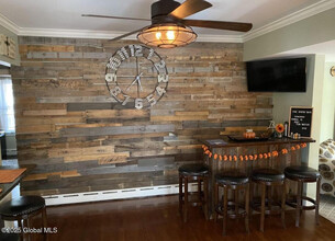 191 Speigletown Rd in Troy, NY - Foto de edificio - Building Photo