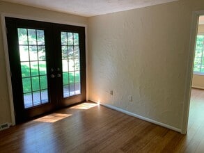 111 Little Glen Dr in Sewickley, PA - Building Photo - Building Photo