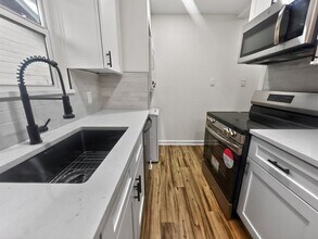 3432 Willowrun Dr in Austin, TX - Foto de edificio - Building Photo