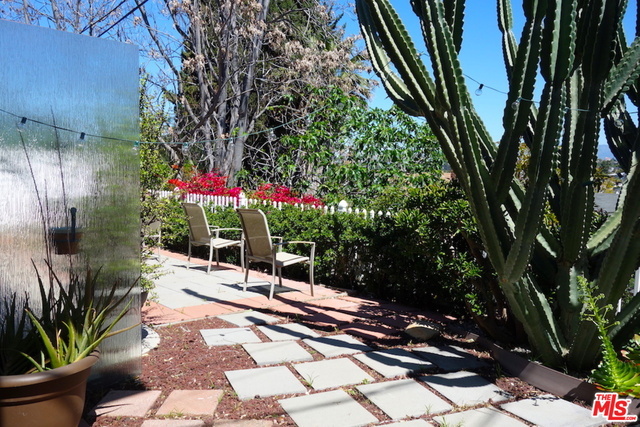 922 W Kensington Rd in Los Angeles, CA - Building Photo - Building Photo