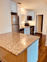 1 Hancox St-Unit -1 in Stonington, CT - Building Photo - Building Photo