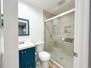 15980 Filbert St in Los Angeles, CA - Building Photo - Building Photo