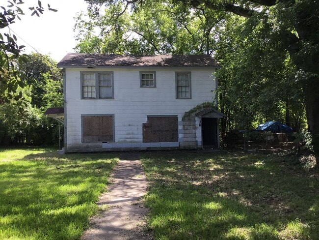 property at 4225-4225 Ector Ave