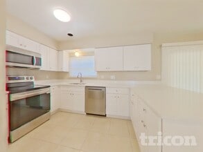 15375 Hopedale Ln in Clearwater, FL - Building Photo - Building Photo