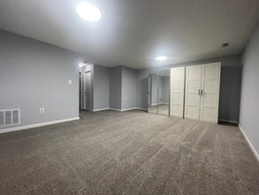 6802 Cottingham Ln in Centreville, VA - Building Photo - Building Photo