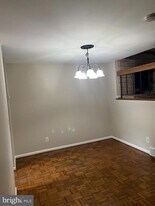 168 Oakmont Ct in Reading, PA - Building Photo