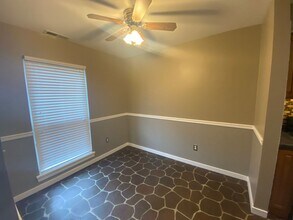 109 College Park Dr in Coraopolis, PA - Building Photo - Building Photo