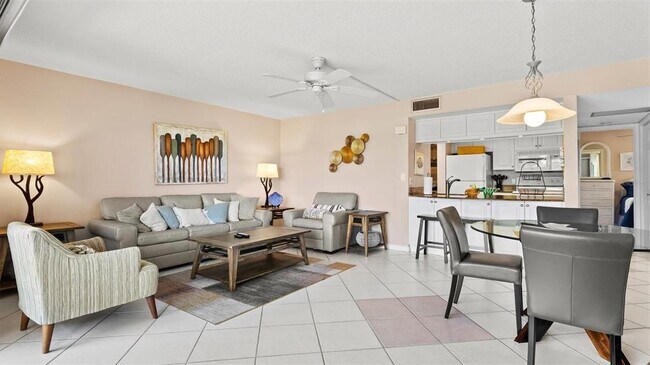 1700 Cove II Pl in Sarasota, FL - Building Photo - Building Photo