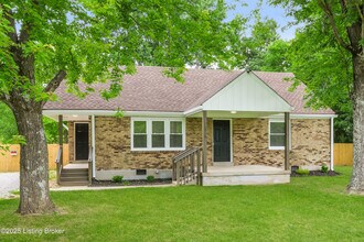 11510 Lower River Rd in Louisville, KY - Building Photo - Building Photo
