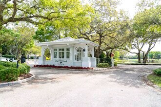 2320 Water Oaks Ln in Vero Beach, FL - Building Photo - Building Photo