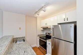 534 Beacon St in Boston, MA - Building Photo - Building Photo
