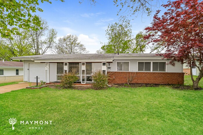 475 Durwood Dr in Florissant, MO - Building Photo