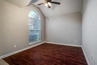 10000 Queens Rd in Frisco, TX - Building Photo - Building Photo